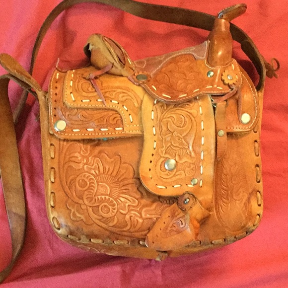 Purse - Picture 2 of 10